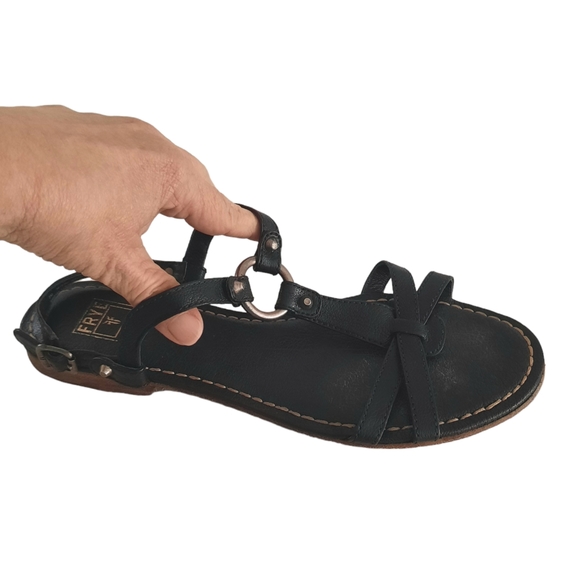 Frye Carson Ring Sling Black Leather T Strap Sandals Studded Details Womens 9M - Picture 2 of 15